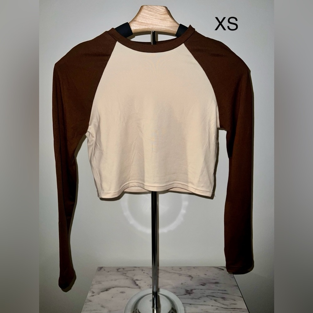 Cropped long sleeve